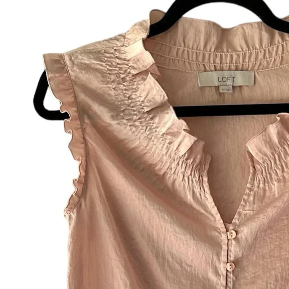 LOFT NWOT RUFFLE CAP SLEEVE BUTTON FRONT DRAWSTRING WAIST TOP PEACH | SIZE: XS - Picture 3 of 7